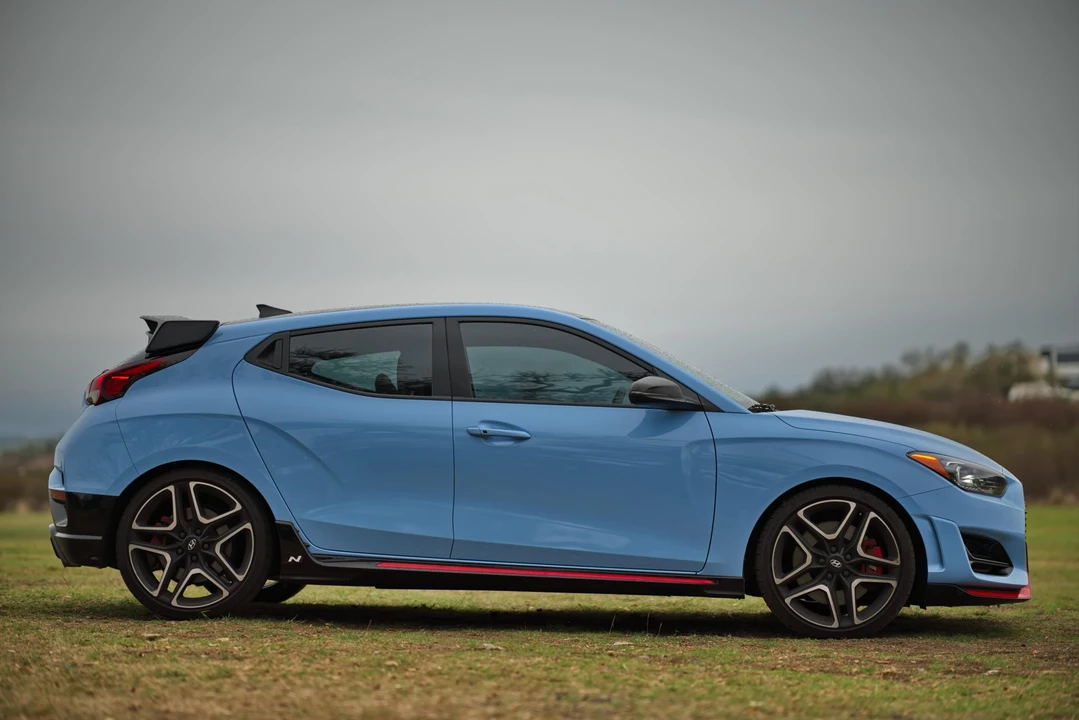 2022 Hyundai Veloster N - Image 11 of 31