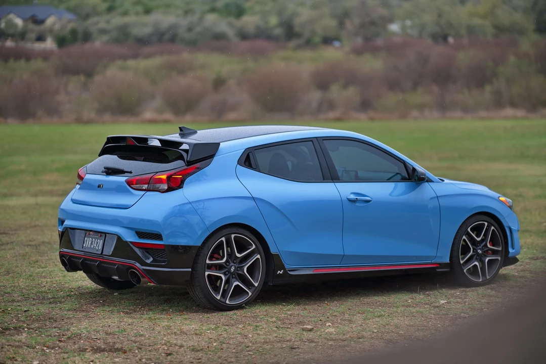 2022 Hyundai Veloster N - Image 10 of 31