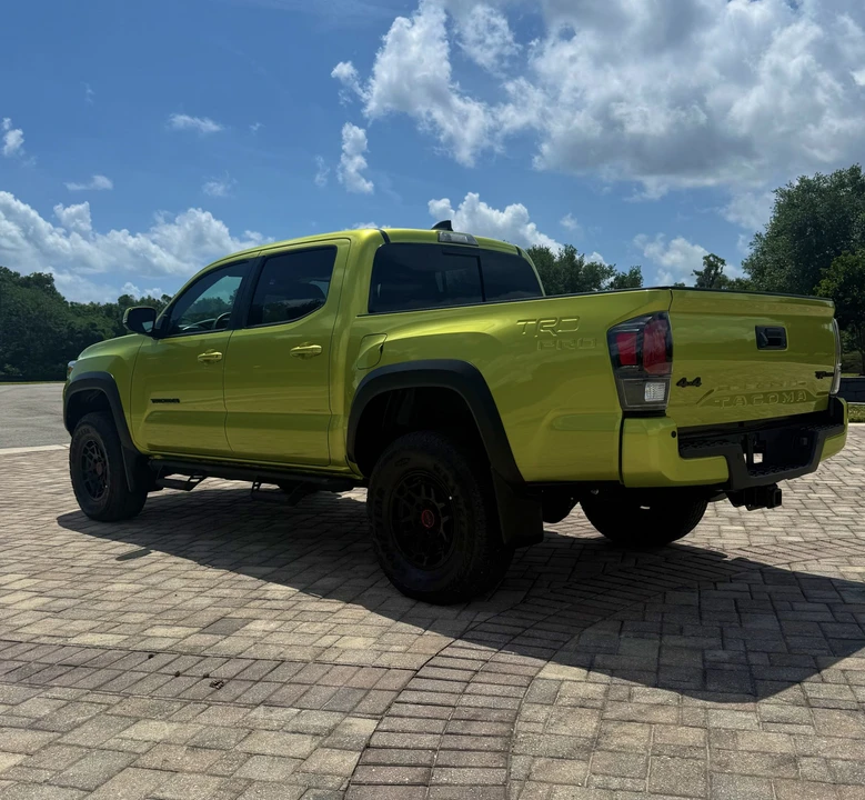 2022 Toyota - Image 6 of 31