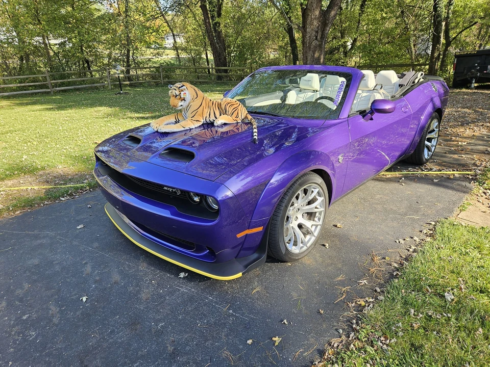 2023 Dodge Challenger SRT Hellcat 3rd Gen - Image 4 of 31