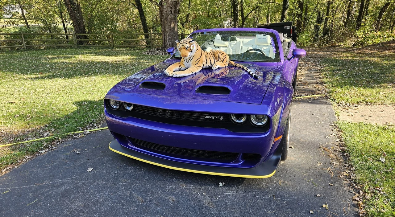 2023 Dodge Challenger SRT Hellcat 3rd Gen - Image 7 of 31