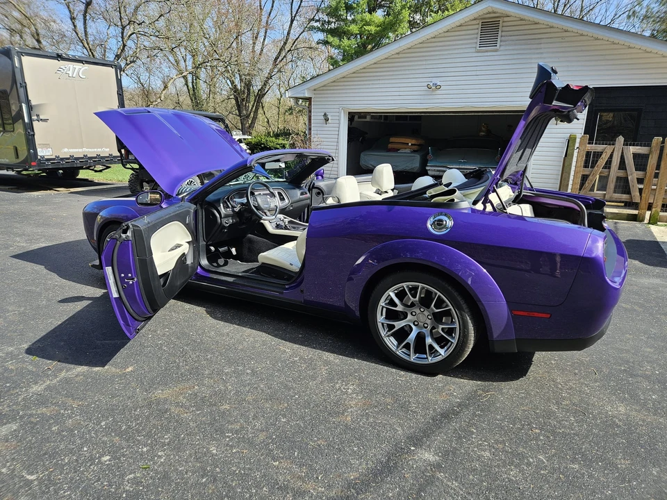 2023 Dodge Challenger SRT Hellcat 3rd Gen - Image 23 of 31