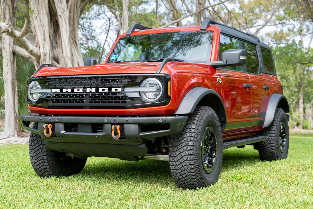 2023 Ford Bronco 6th Gen - Image 1 of 21