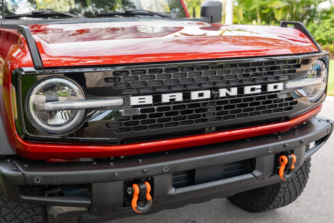 2023 Ford Bronco 6th Gen - Image 12 of 21
