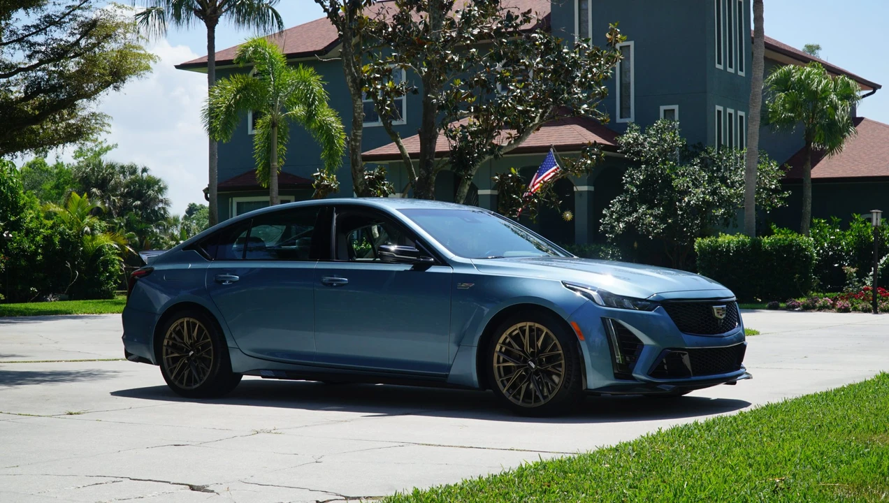 2024 Cadillac CT5-V Blackwing - Image 20 of 31