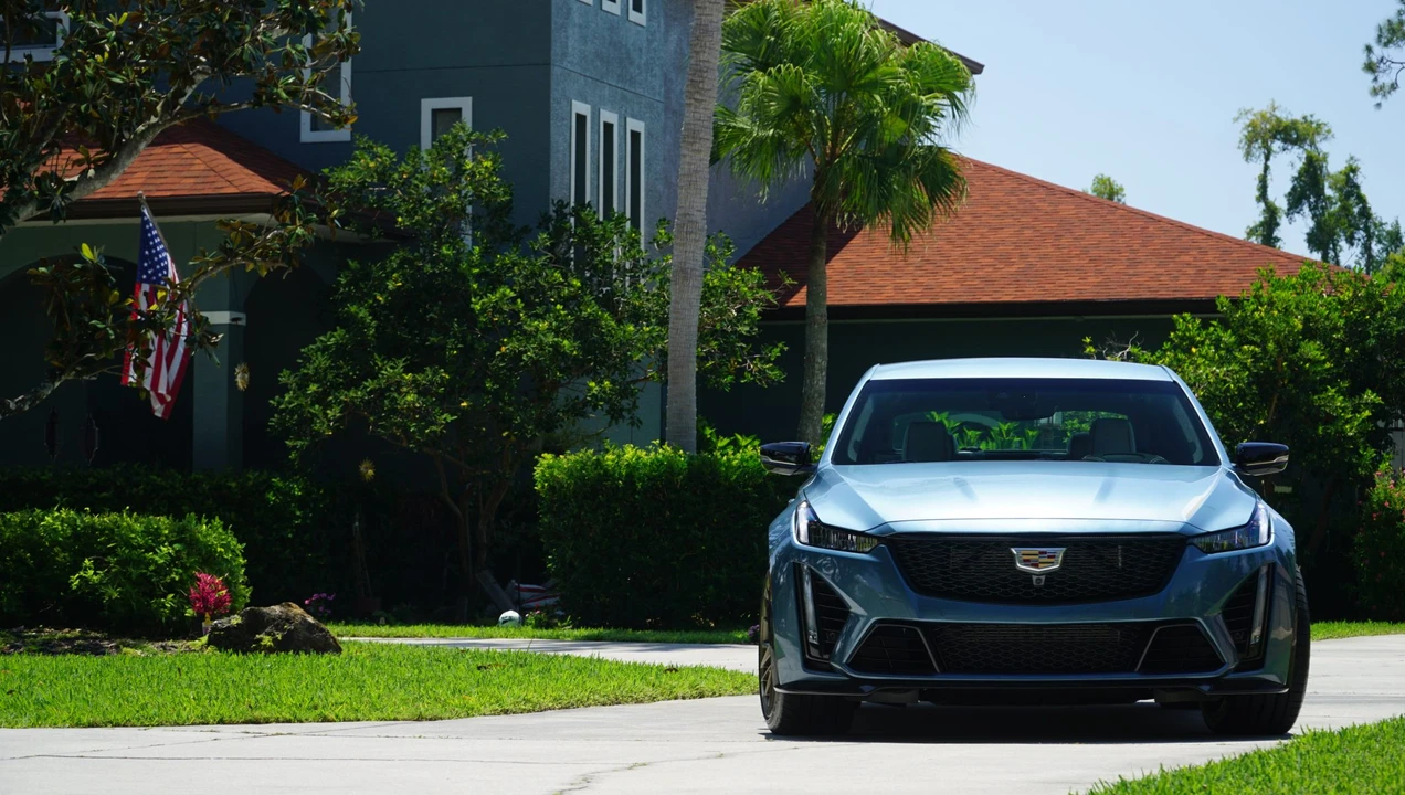 2024 Cadillac CT5-V Blackwing - Image 10 of 31