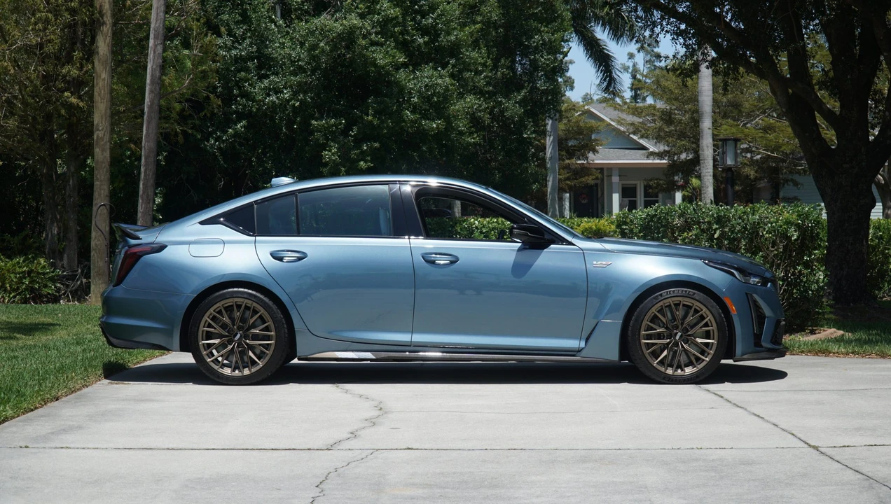 2024 Cadillac CT5-V Blackwing - Image 25 of 31