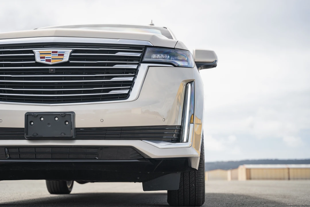 2021 Cadillac Escalade 5th Gen - Image 30 of 31