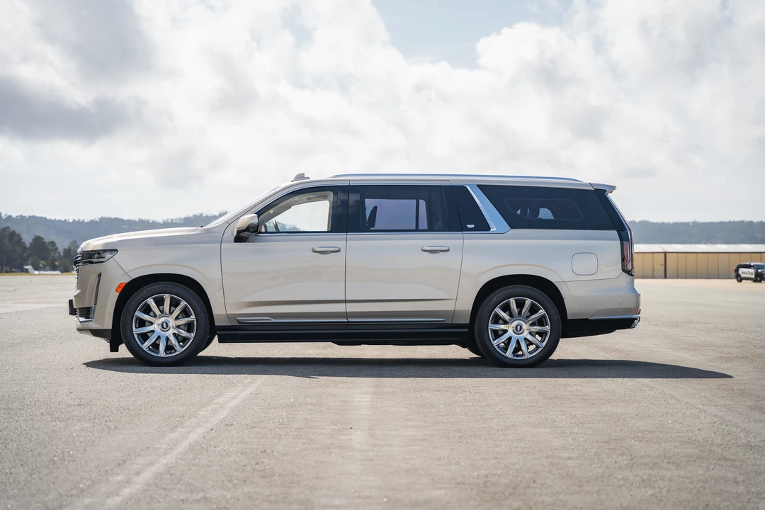 2021 Cadillac Escalade 5th Gen - Image 6 of 31