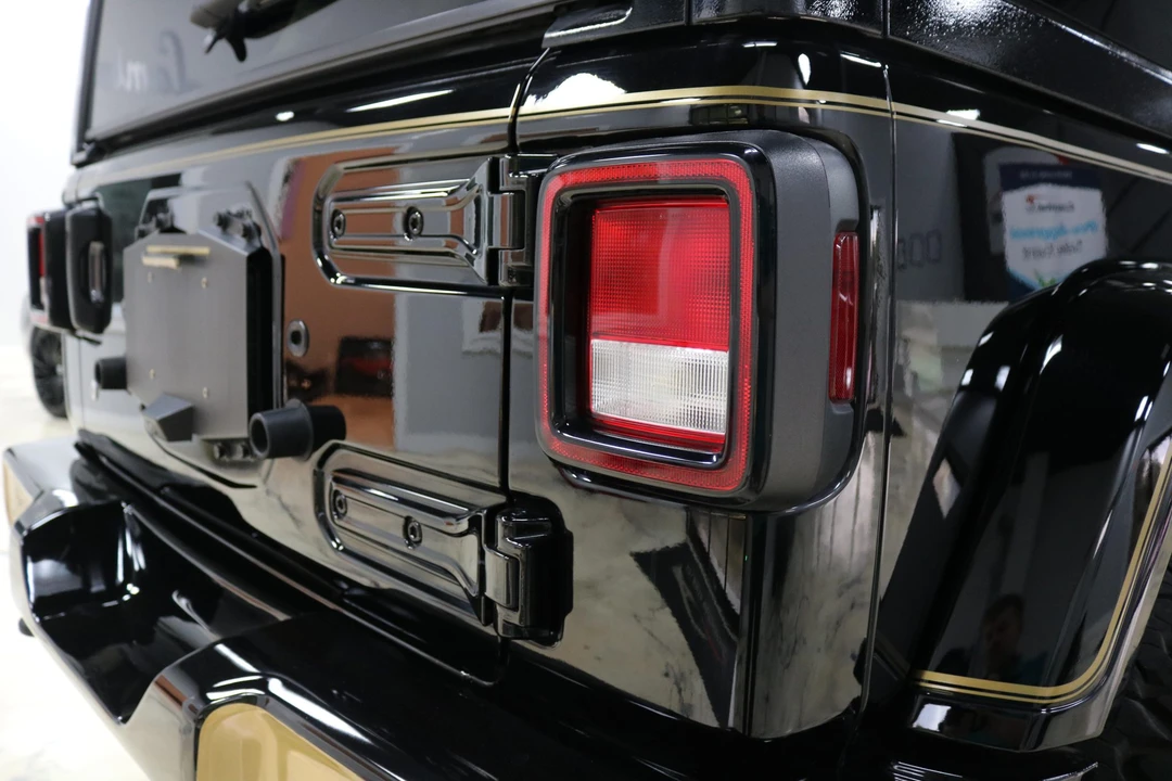 2019 Jeep JL Wrangler - Image 20 of 31