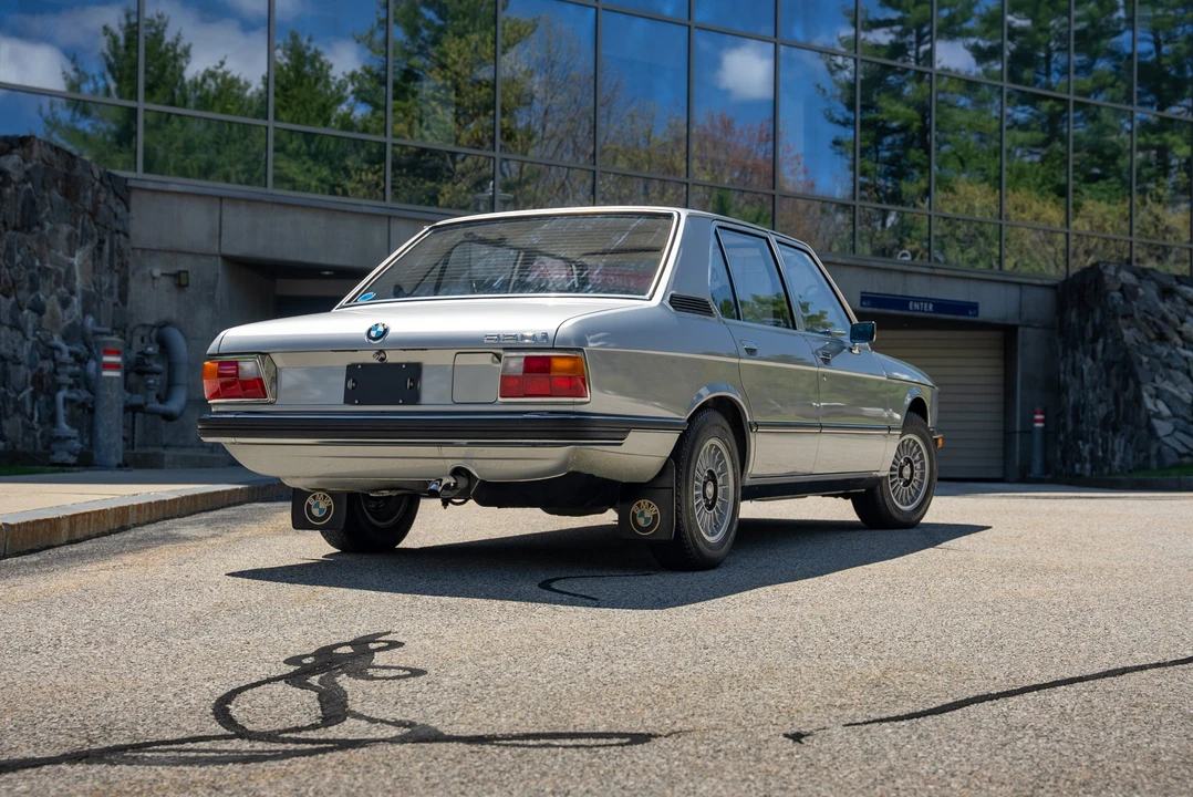 1975 BMW E12 5 Series - Image 12 of 31