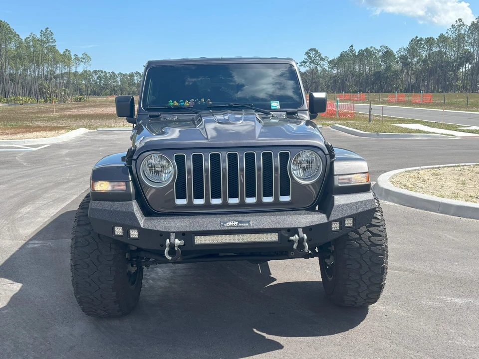2022 Jeep JL Wrangler - Image 6 of 31