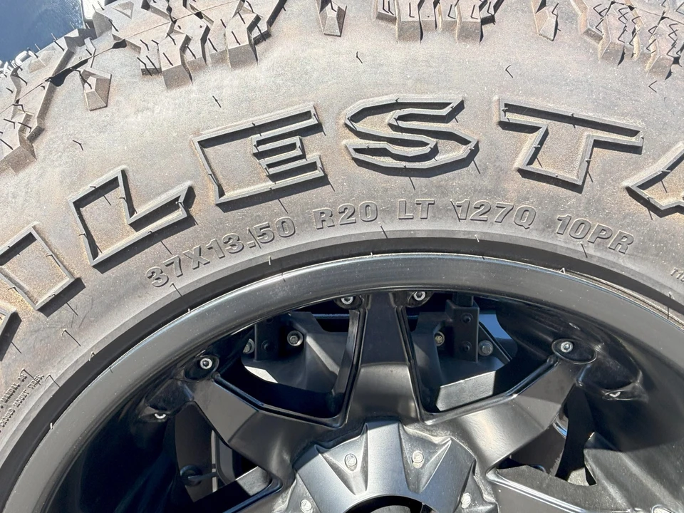 2022 Jeep JL Wrangler - Image 28 of 31