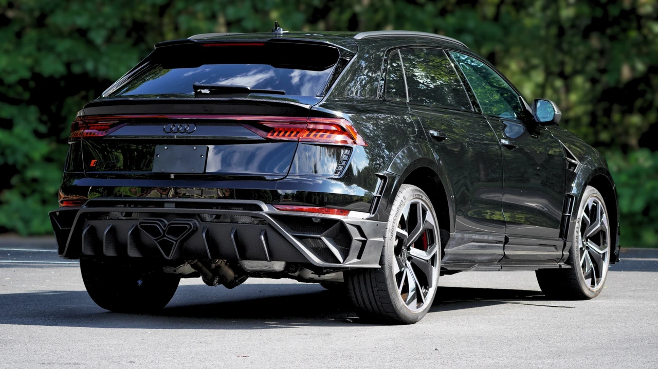 2024 Audi RS Q8 - Image 7 of 31