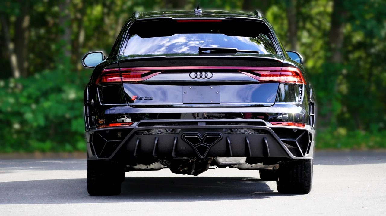 2024 Audi RS Q8 - Image 8 of 31