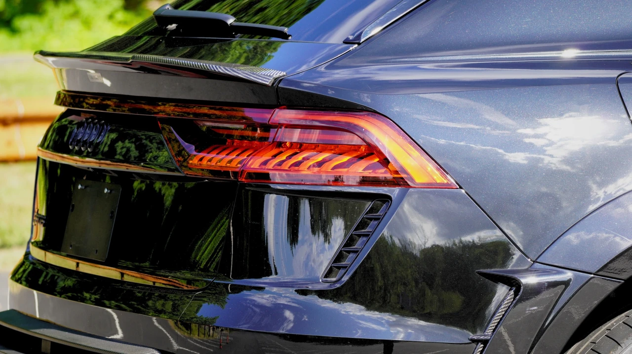 2024 Audi RS Q8 - Image 15 of 31