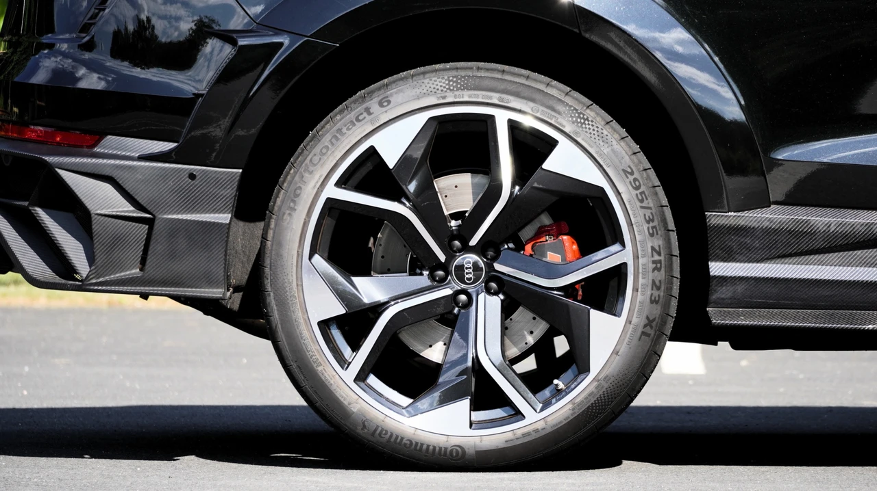 2024 Audi RS Q8 - Image 26 of 31