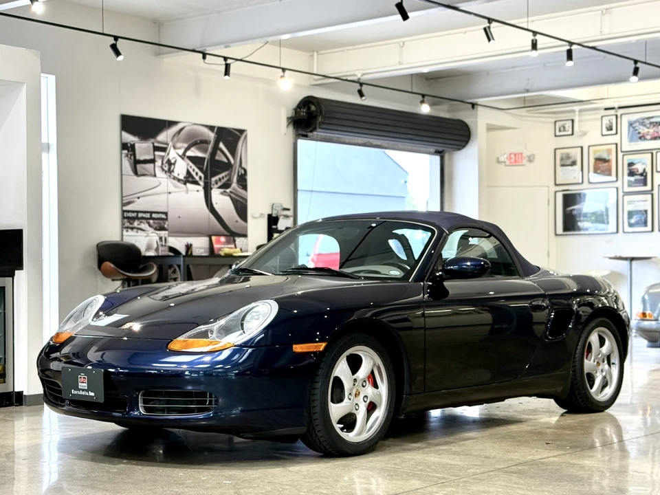 2001 Porsche 986 Boxster S - Image 13 of 31