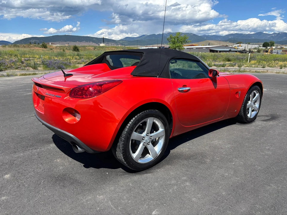 2008 Pontiac Solstice GXP - Image 8 of 31