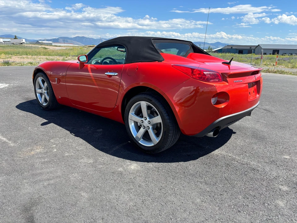 2008 Pontiac Solstice GXP - Image 5 of 31