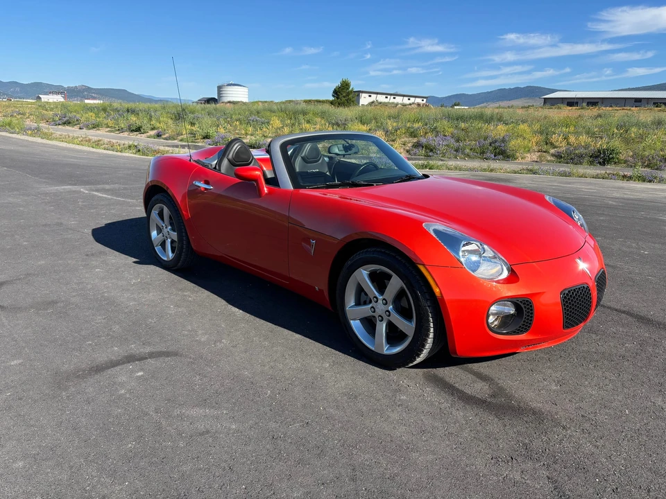 2008 Pontiac Solstice GXP - Image 11 of 31