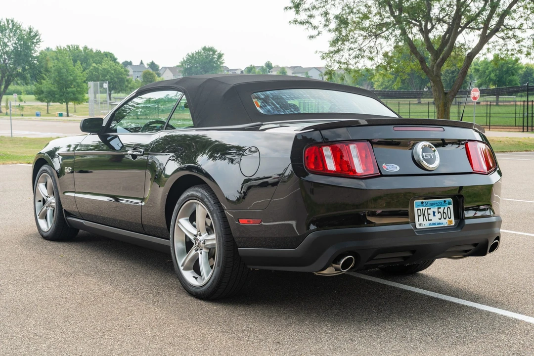 2011 Ford S197 Mustang GT - Image 15 of 31