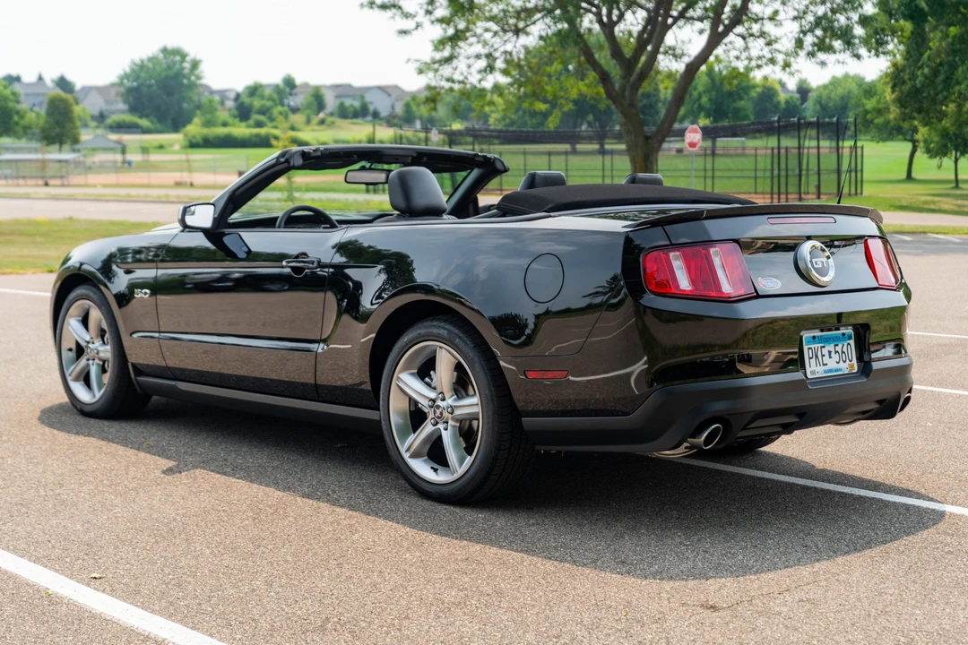 2011 Ford S197 Mustang GT - Image 7 of 31