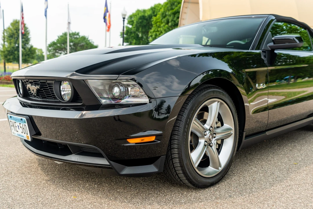 2011 Ford S197 Mustang GT - Image 29 of 31