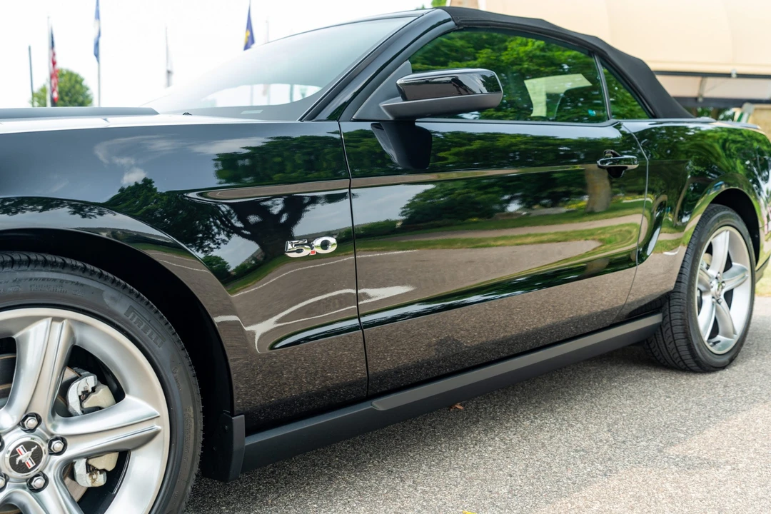 2011 Ford S197 Mustang GT - Image 26 of 31