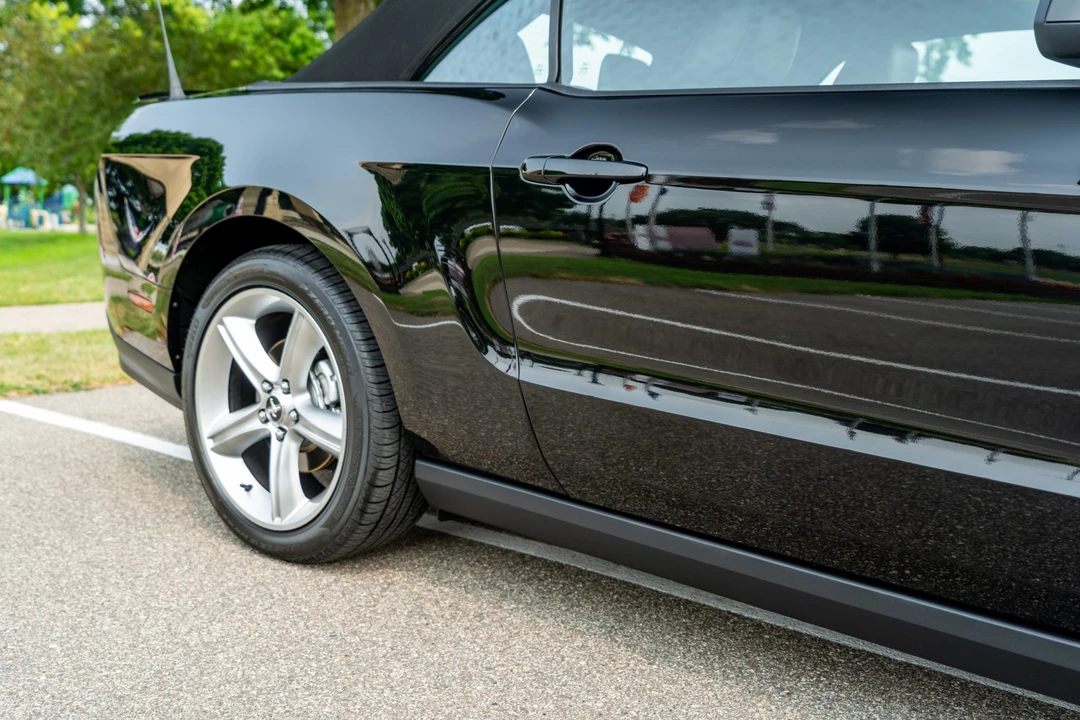 2011 Ford S197 Mustang GT - Image 28 of 31