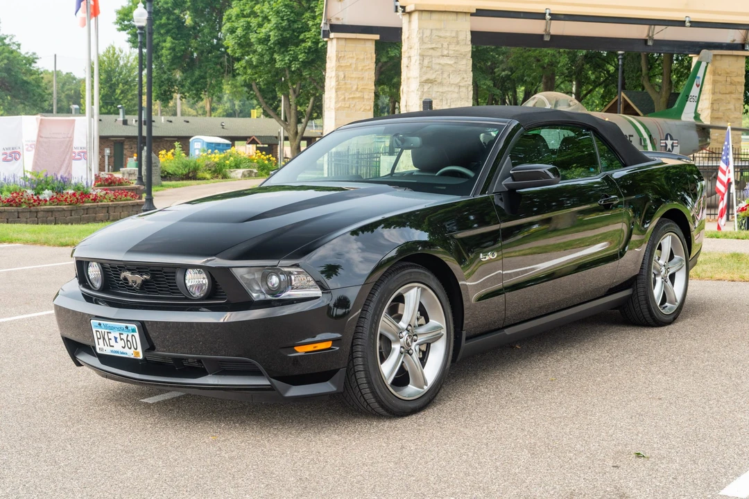 2011 Ford S197 Mustang GT - Image 9 of 31