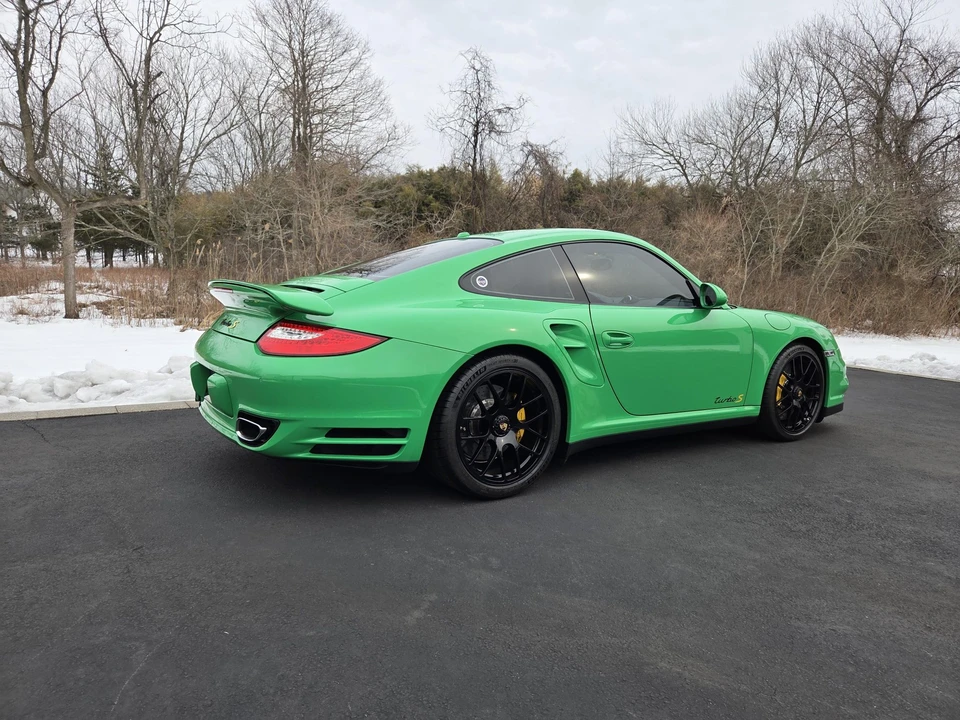 2011 Porsche 997 Turbo S - Image 13 of 31