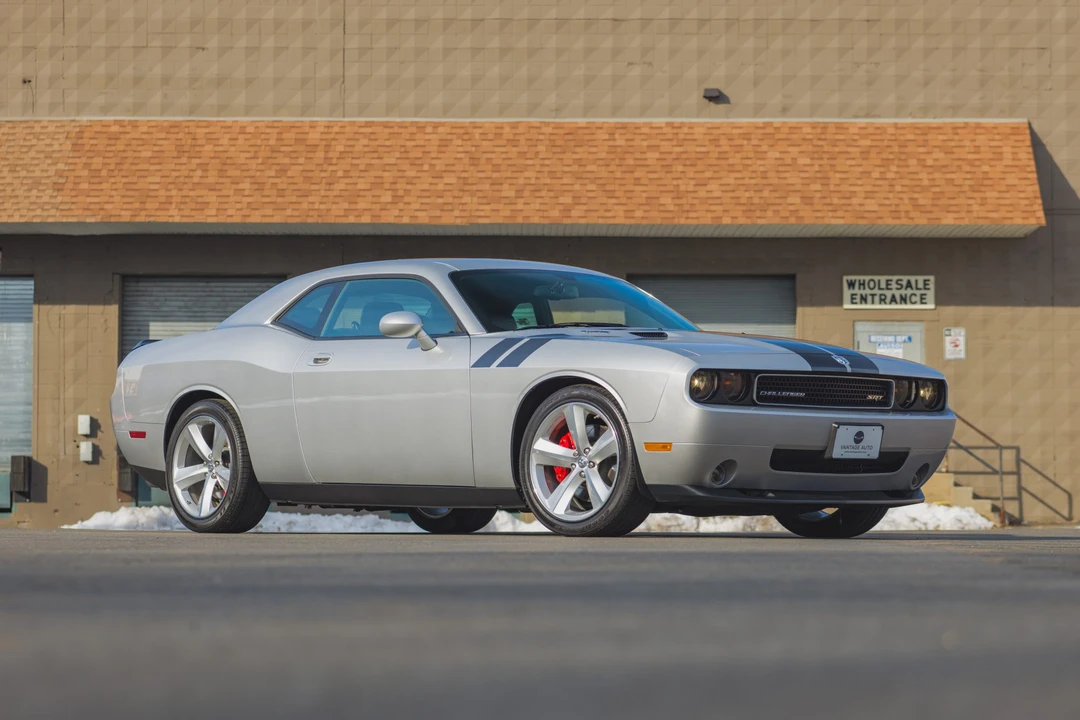 2010 Dodge Challenger SRT8 & 392 3rd Gen - Image 26 of 31