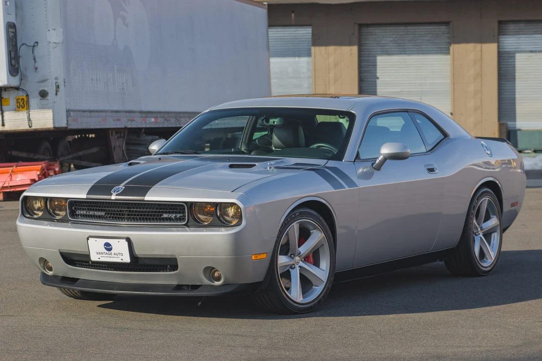 2010 Dodge Challenger SRT8 & 392 3rd Gen - Image 10 of 31