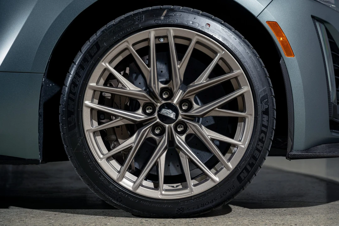 2022 Cadillac CT5-V Blackwing - Image 29 of 31
