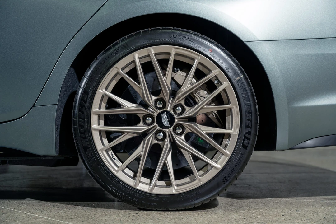2022 Cadillac CT5-V Blackwing - Image 28 of 31