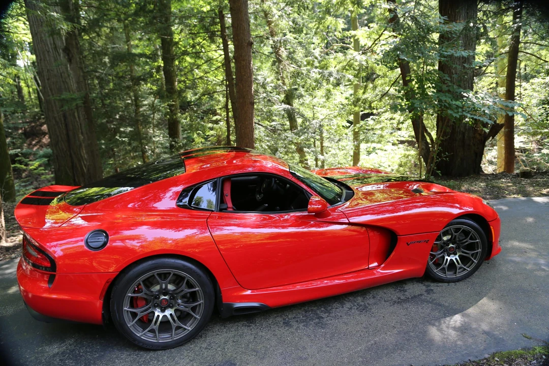 2013 Dodge Viper 5th Gen - Image 19 of 31