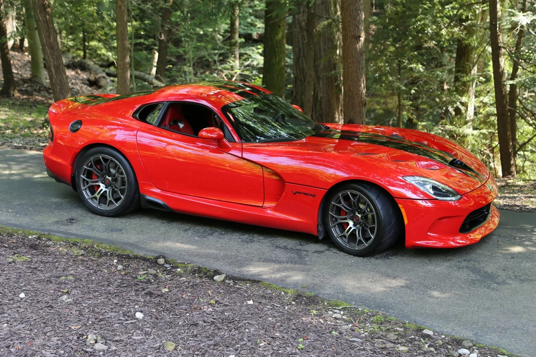 2013 Dodge Viper 5th Gen - Image 14 of 31