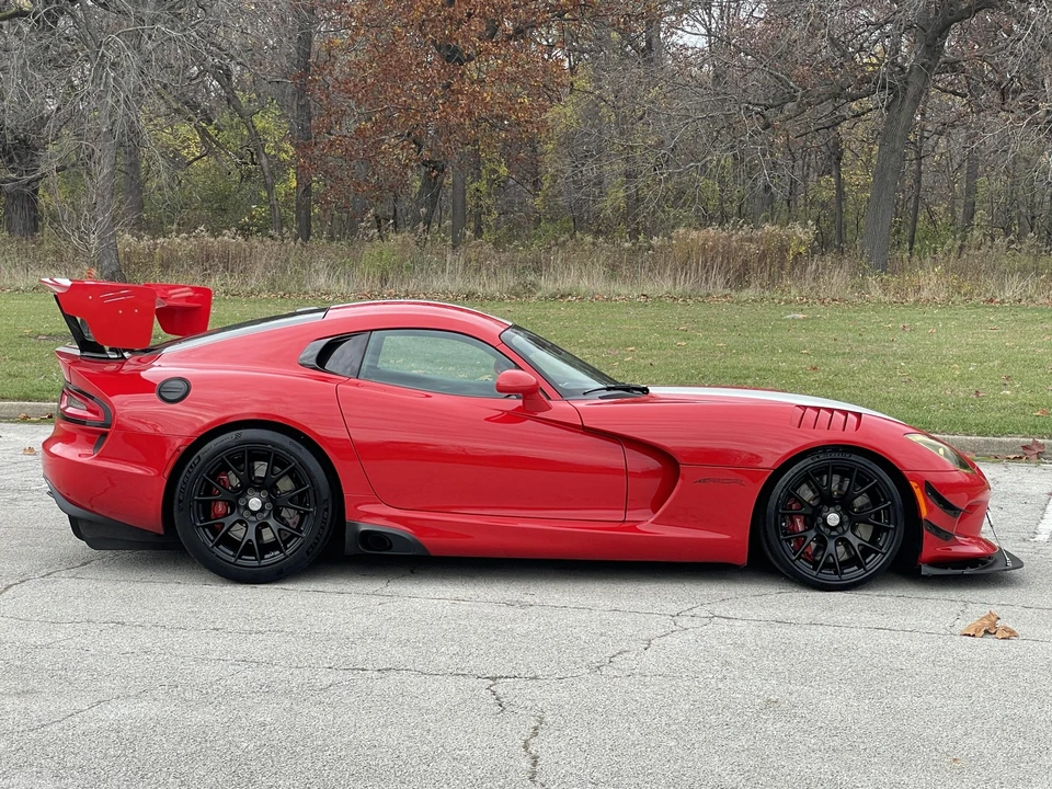 2016 Dodge Viper ACR 5th Gen - Image 14 of 31