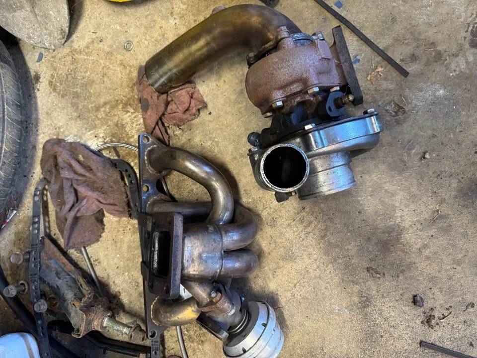 1990 Parts & Memorabilia Engines - Image 4 of 10
