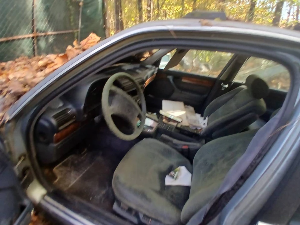 1990 BMW E32 7 Series - Image 5 of 6