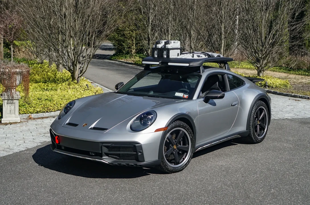 2024 Porsche 992 Dakar - Image 2 of 6