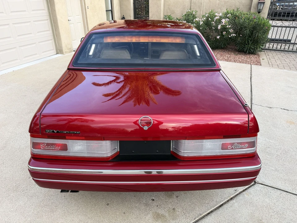 1993 Cadillac Allante - Image 30 of 31