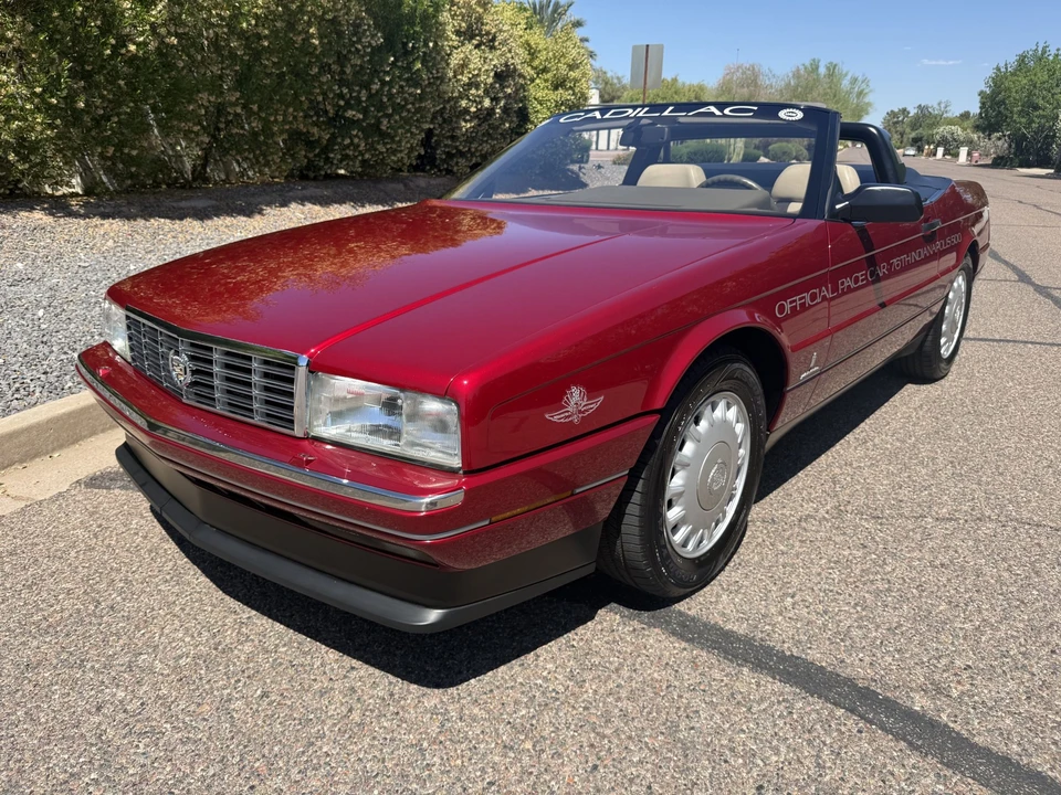 1993 Cadillac Allante - Image 2 of 31