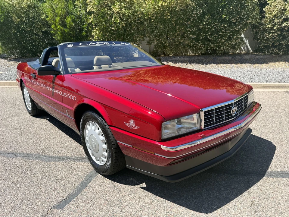 1993 Cadillac Allante - Image 16 of 31