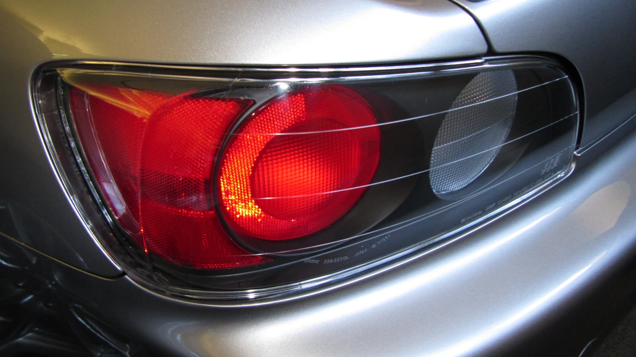 2001 Honda AP1 S2000 - Image 16 of 31