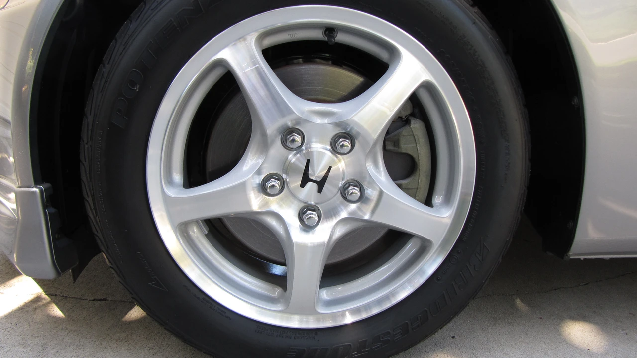 2001 Honda AP1 S2000 - Image 19 of 31
