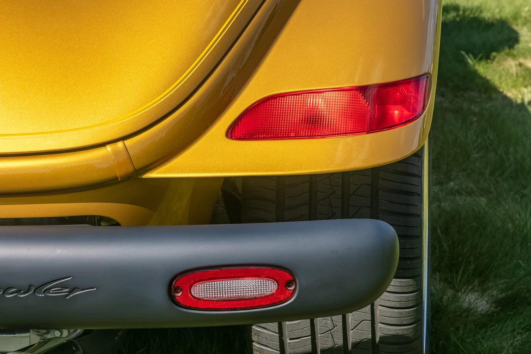 2002 Plymouth Prowler - Image 22 of 31