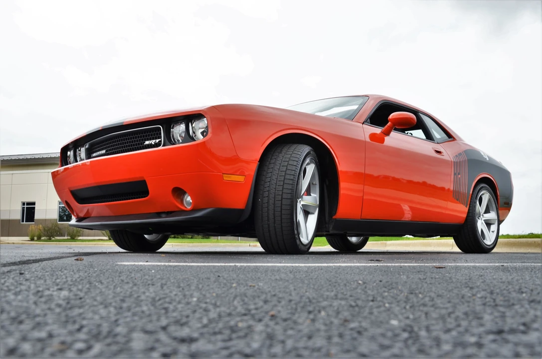2008 Dodge Challenger SRT8 & 392 3rd Gen - Image 9 of 31