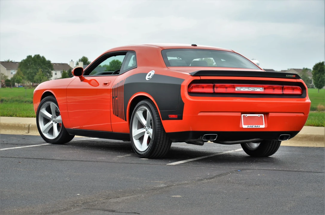 2008 Dodge Challenger SRT8 & 392 3rd Gen - Image 28 of 31